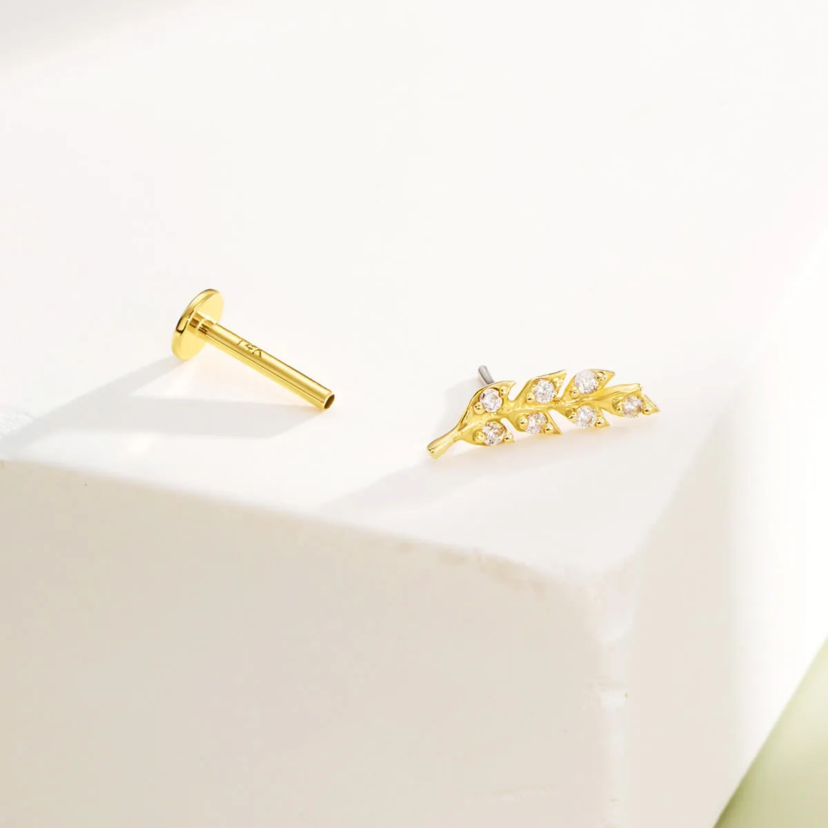 14K Solid Gold Leaves Top Helix Earring Stud