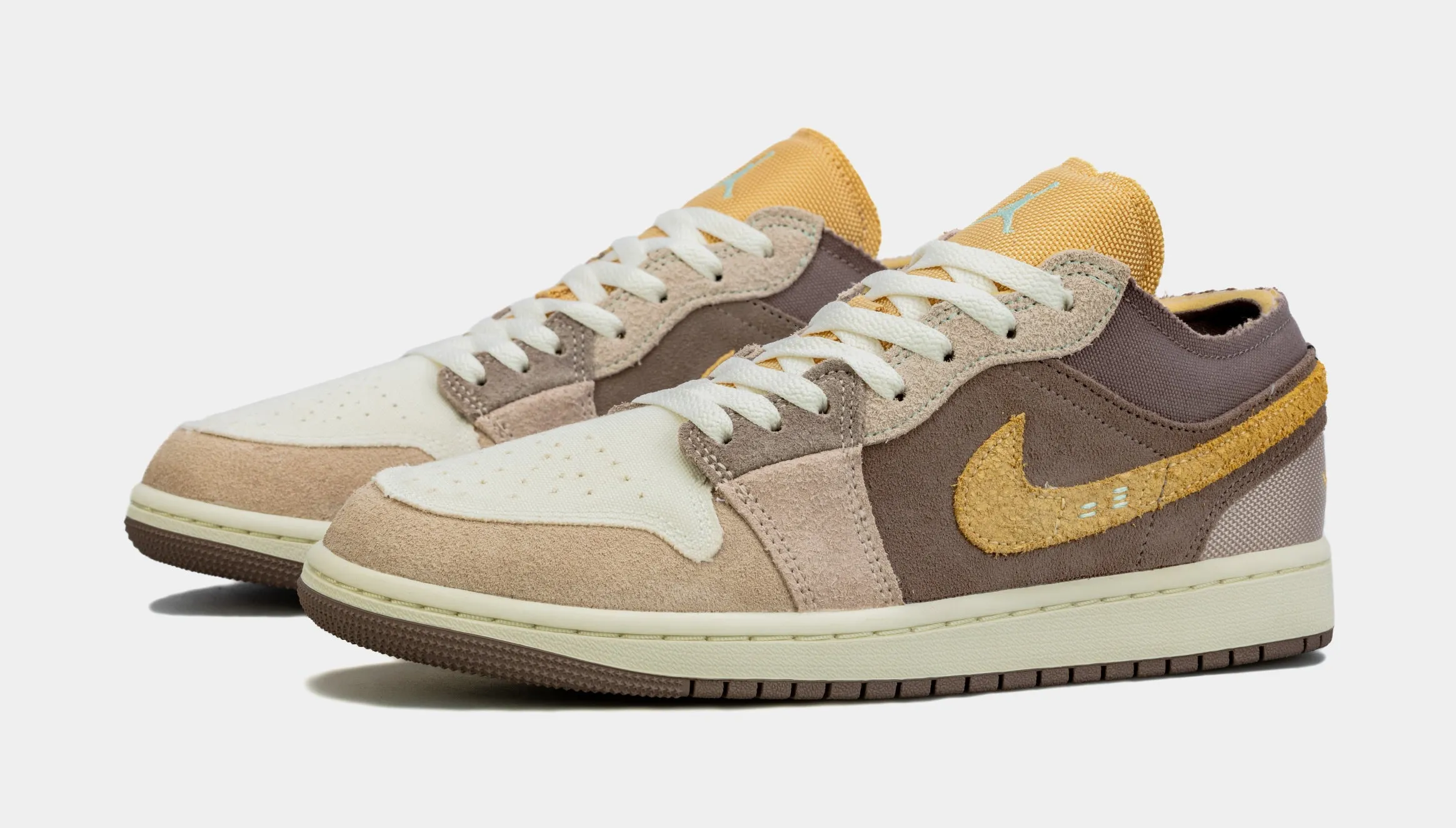 Air Jordan 1 Retro Low SE Craft Taupe Haze Mens Lifestyle Shoes (Brown/Beige)