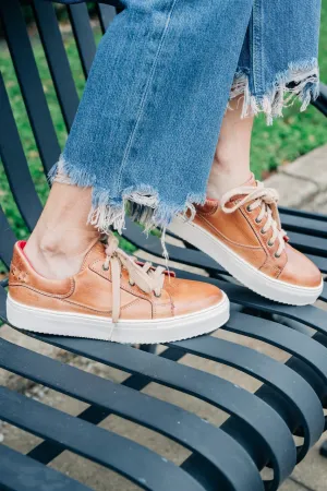 Azeli Tan Rustic Sneaker