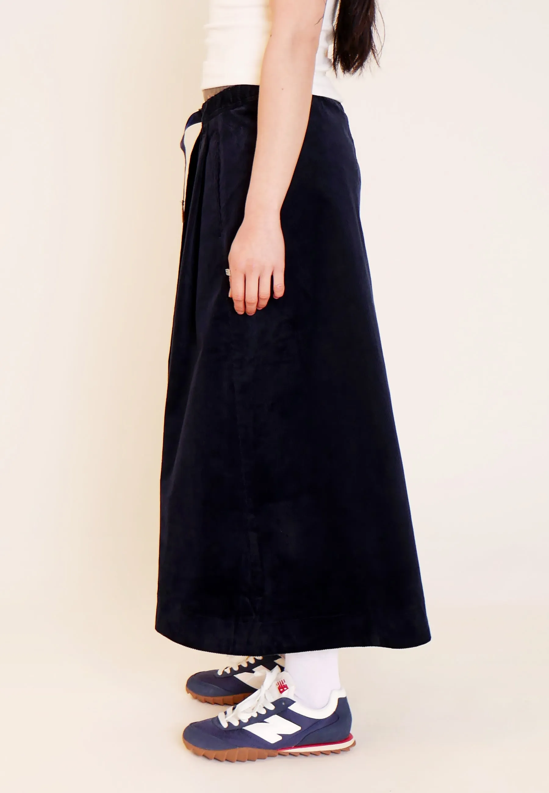 Corduroy Talecut Skirt - Dark Navy