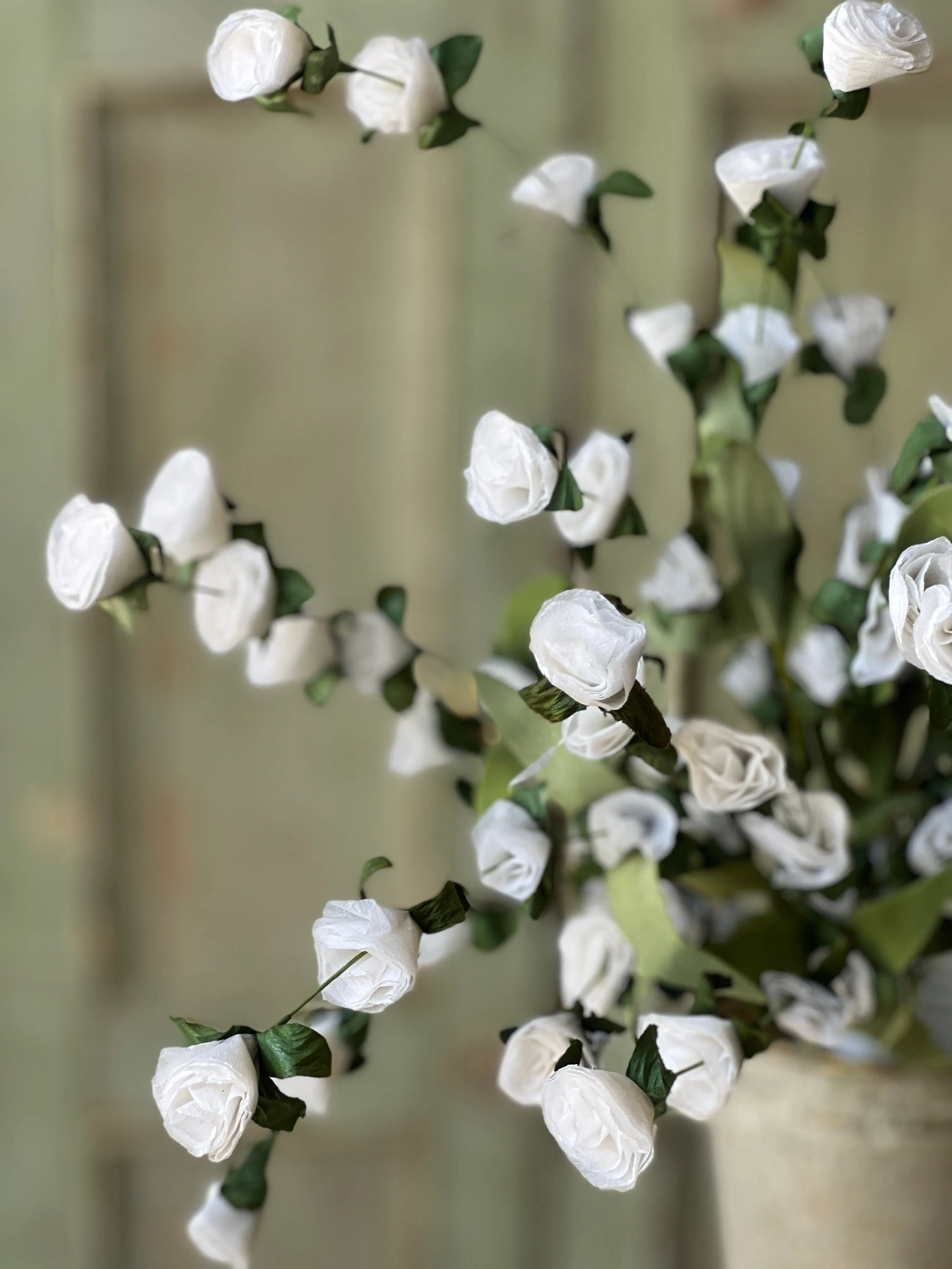 Crinoline Blooms Bush | 22" | White