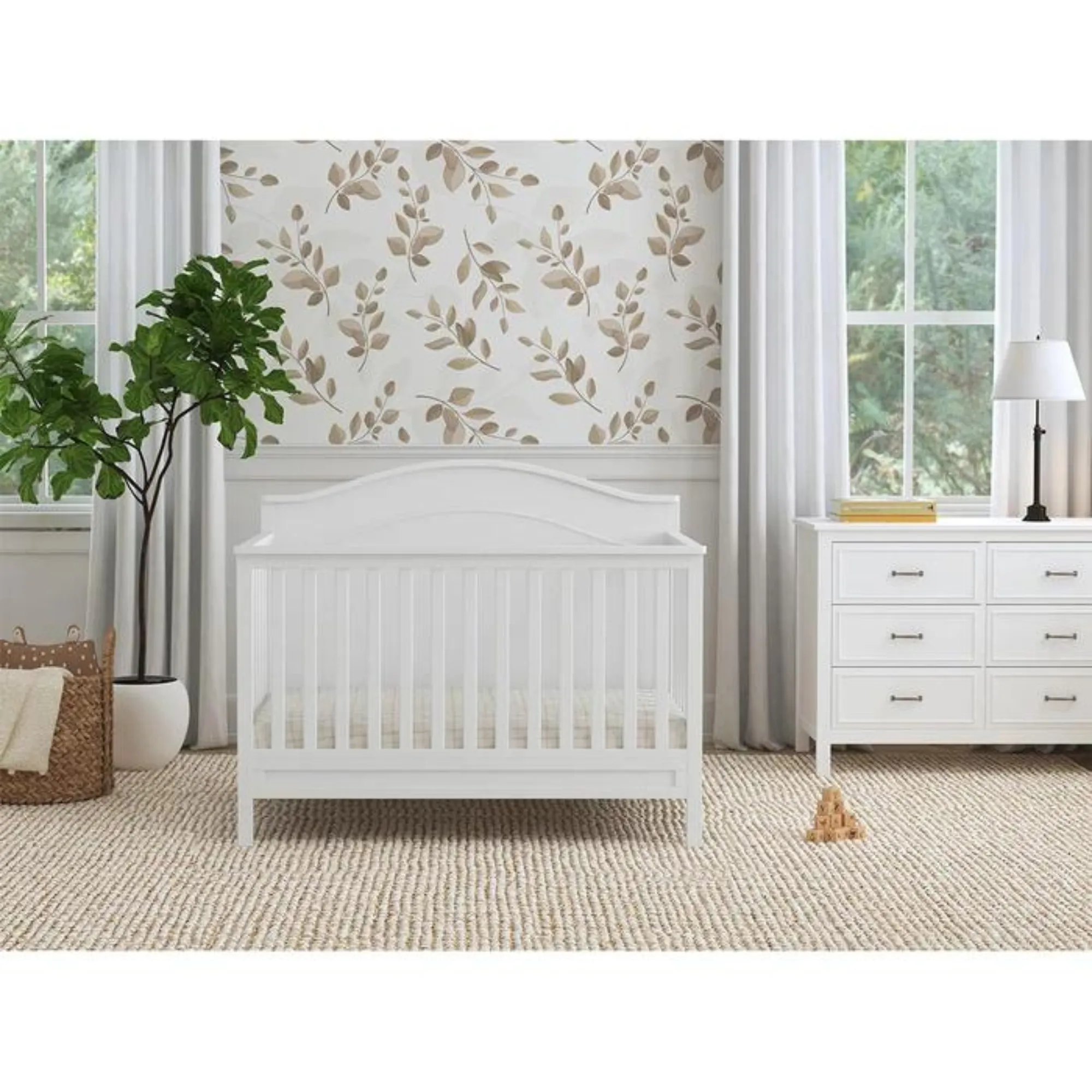 DAVINCI Charlie 4-in-1 Convertible Crib