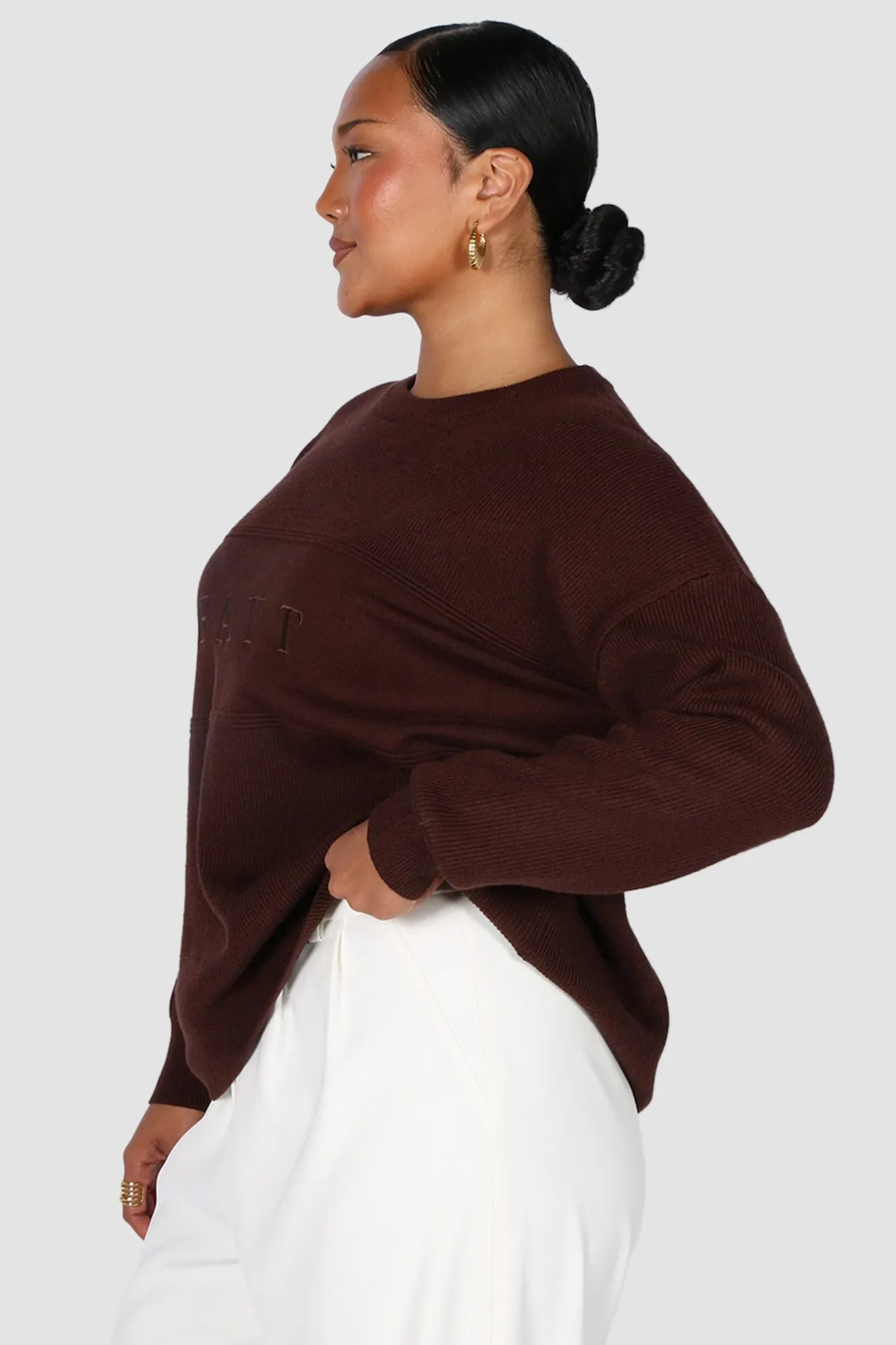 FAYT KNIT SWEATER CHOCOLATE