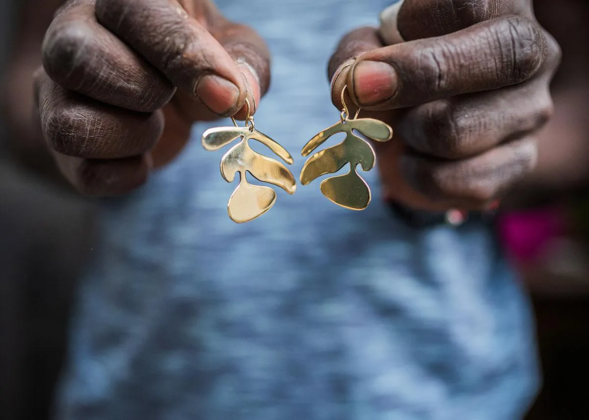 Ginkgo Leaf Earrings | Gold