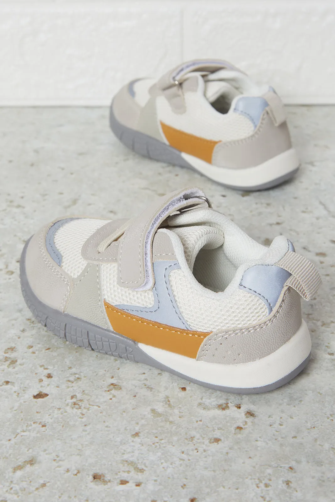 Infant Boys Grey Color Block Sneakers