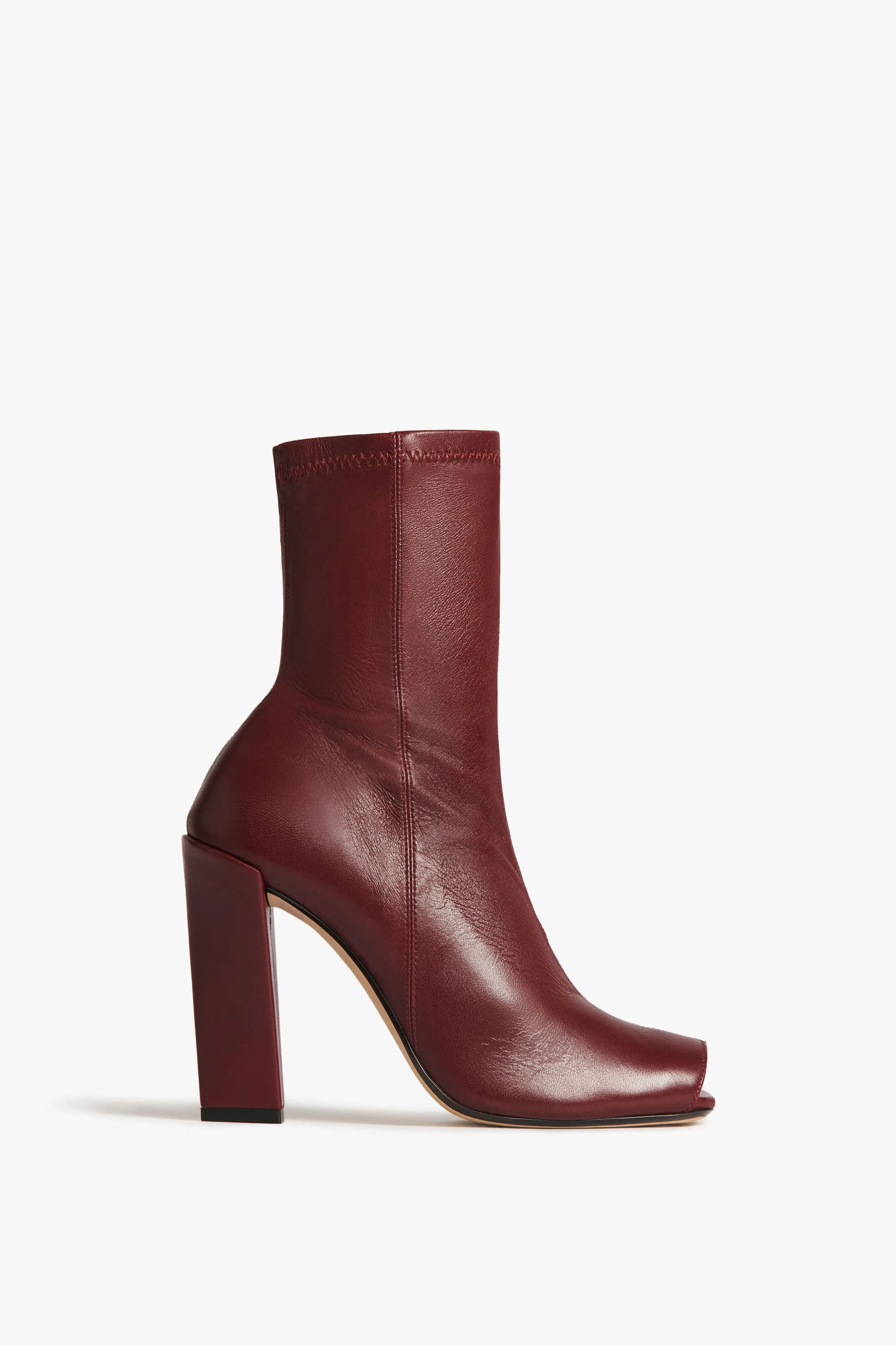 Iona Boots In Dark Red