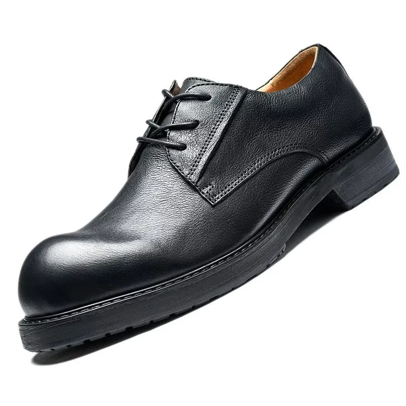 Lavish LeatherLux Round Toe Casual Shoes