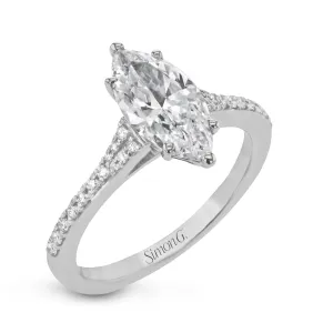 Marquise-Cut Engagement Ring In 18k Gold With Diamonds