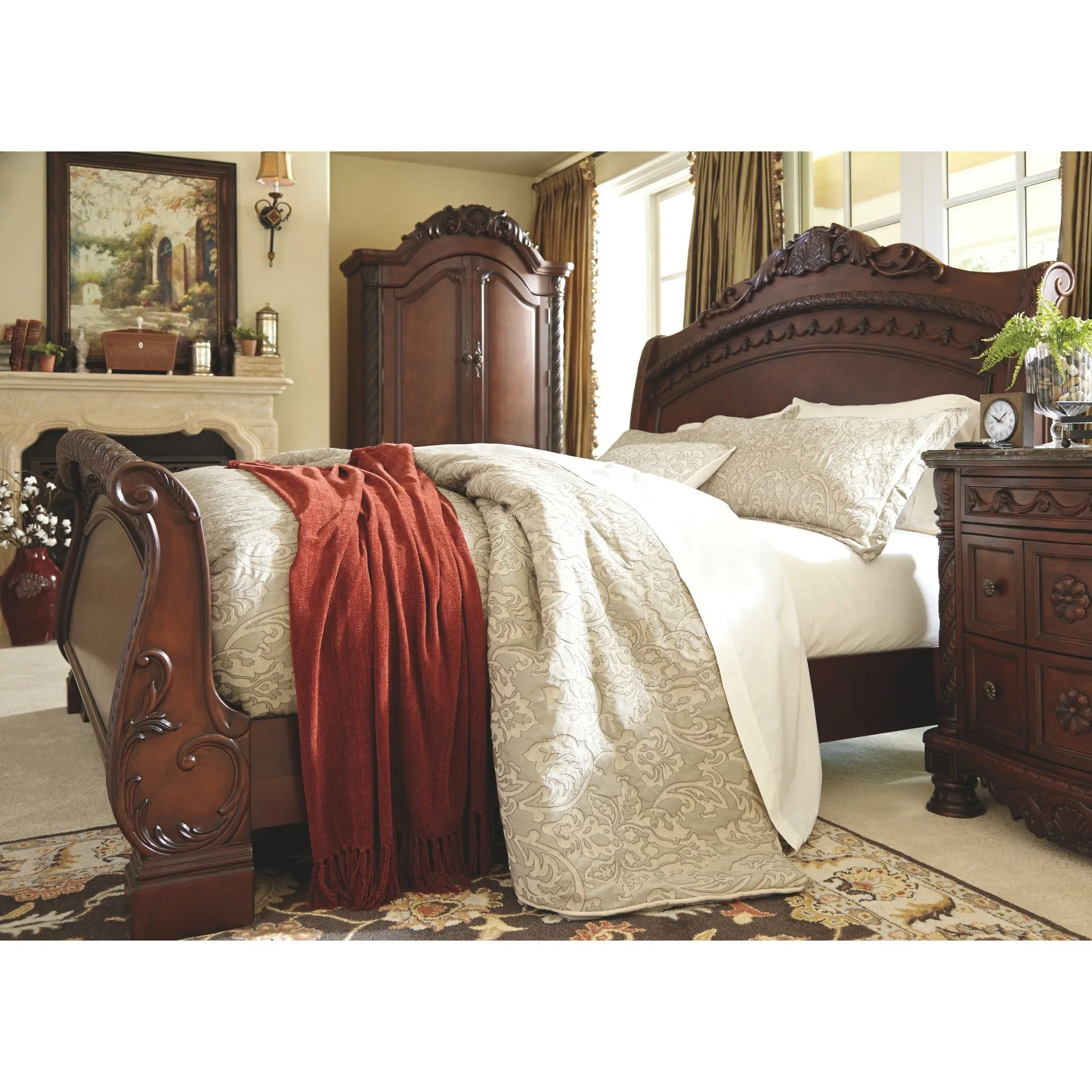 North Shore 3 Piece Sleigh Bed