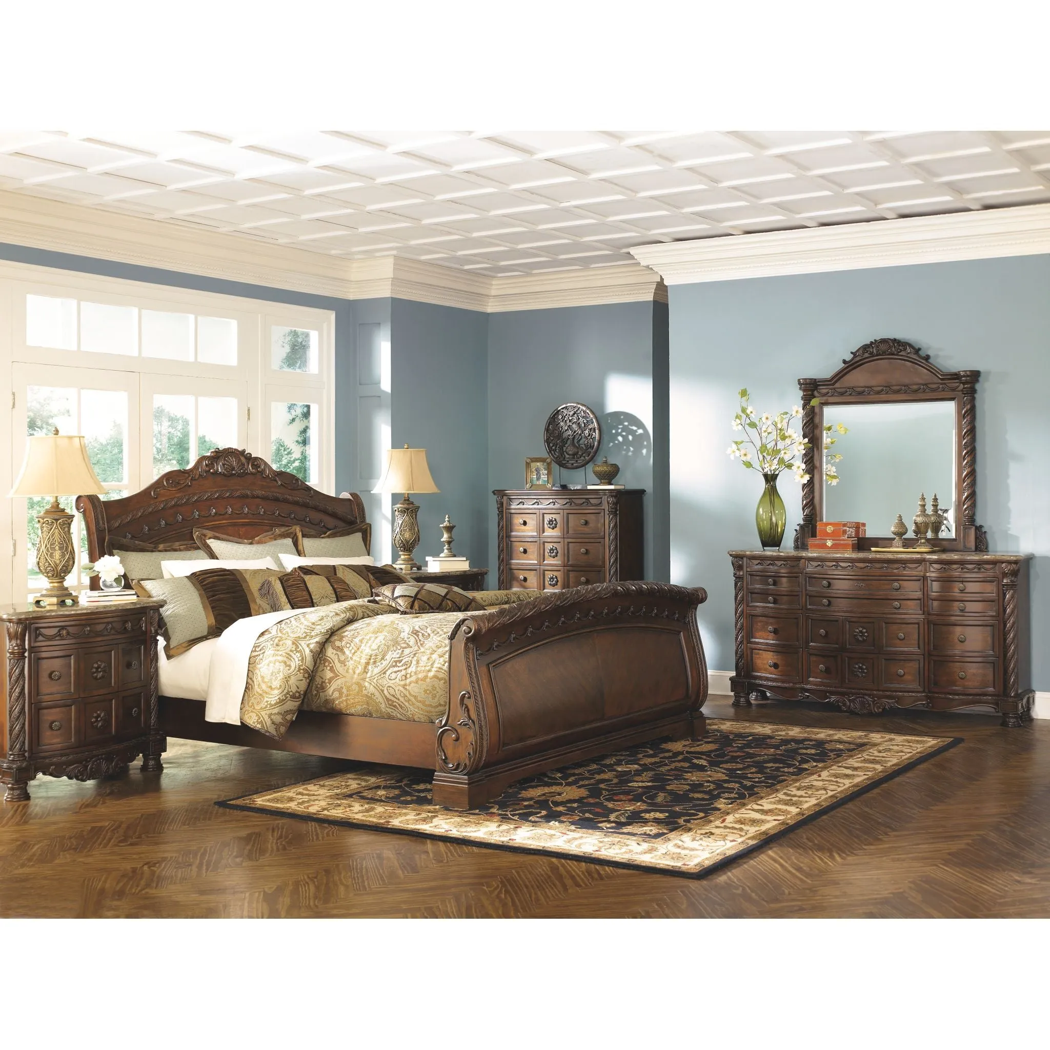 North Shore 3 Piece Sleigh Bed