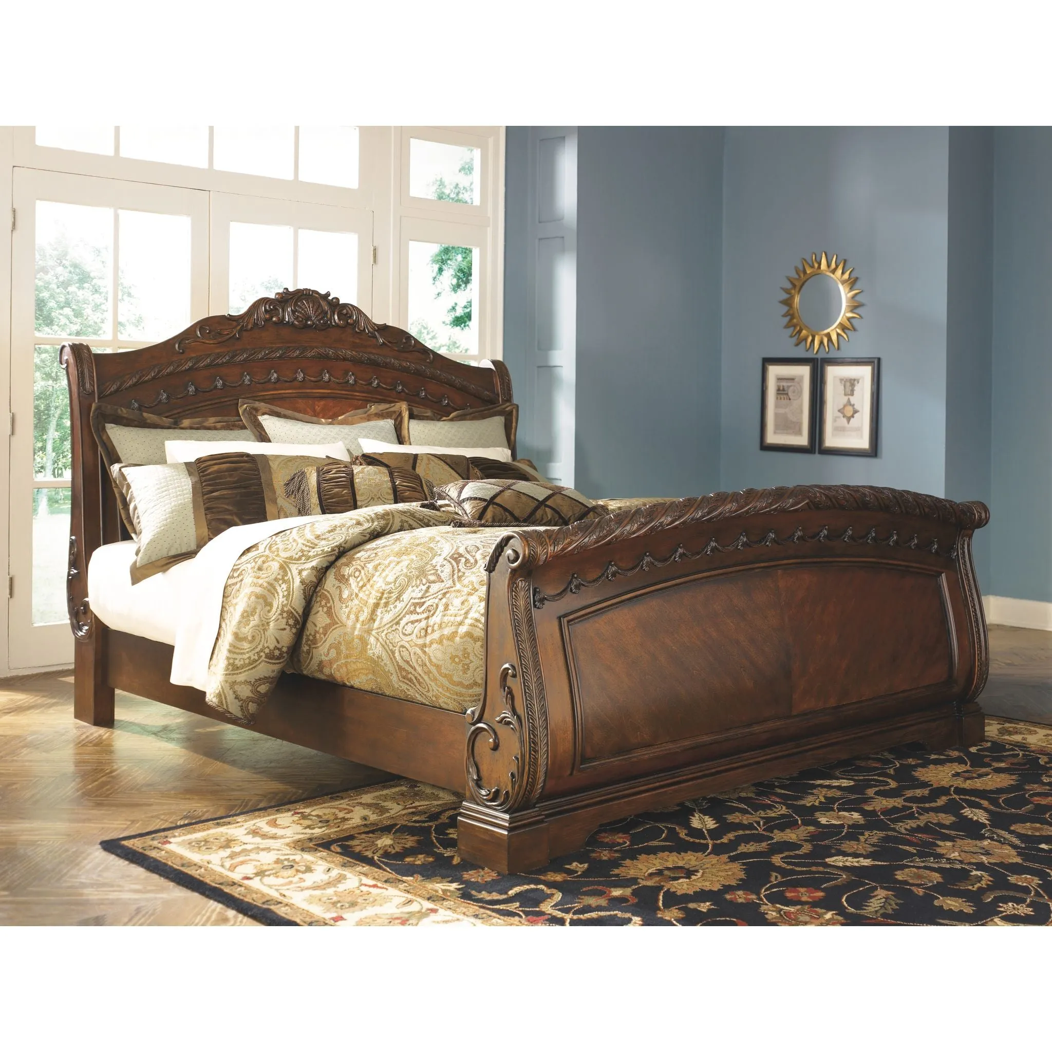 North Shore 3 Piece Sleigh Bed