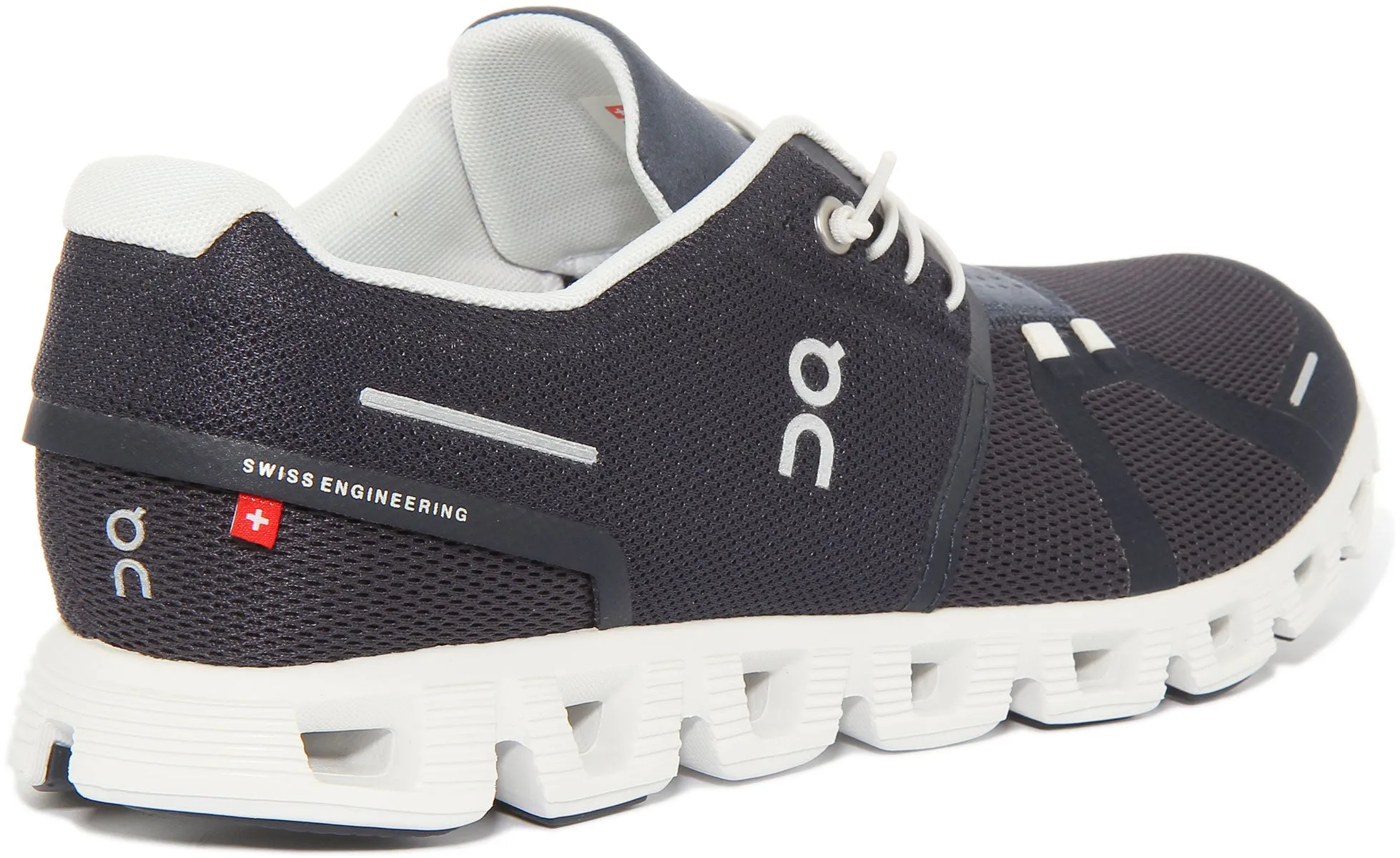 On Running Cloud 5 In Navy White For Men