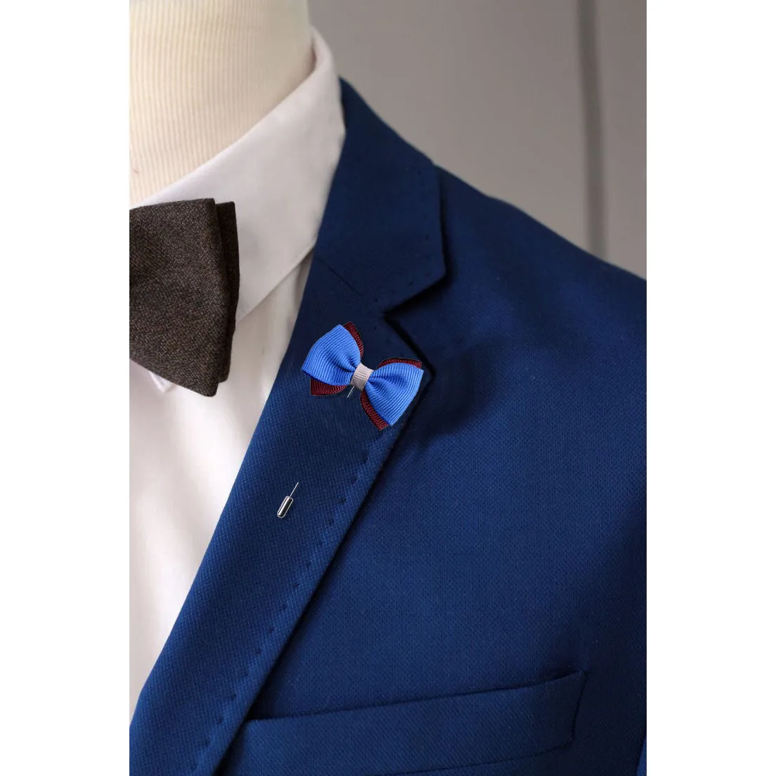 Peluche The Graceful Bow Blue and Brown Brooch