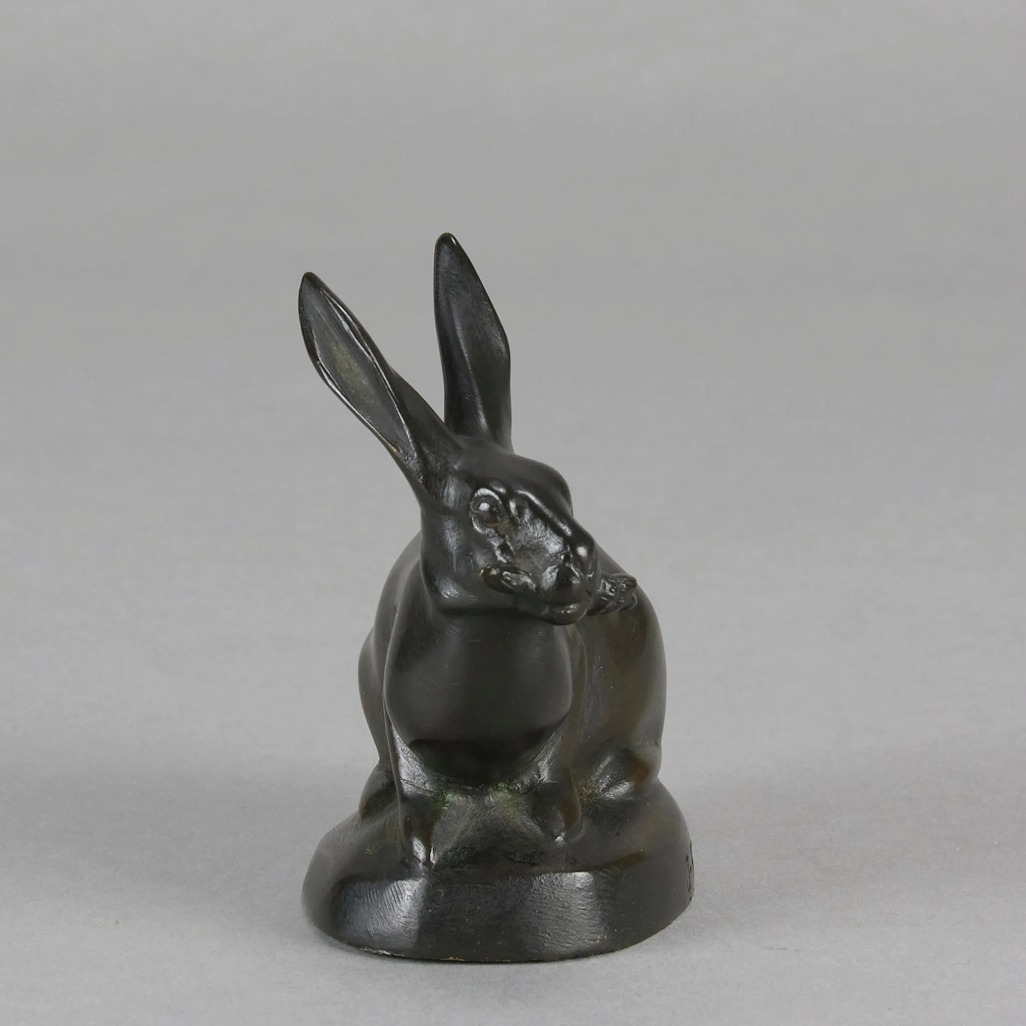 "Lapin Assis" By Irénée Rochard