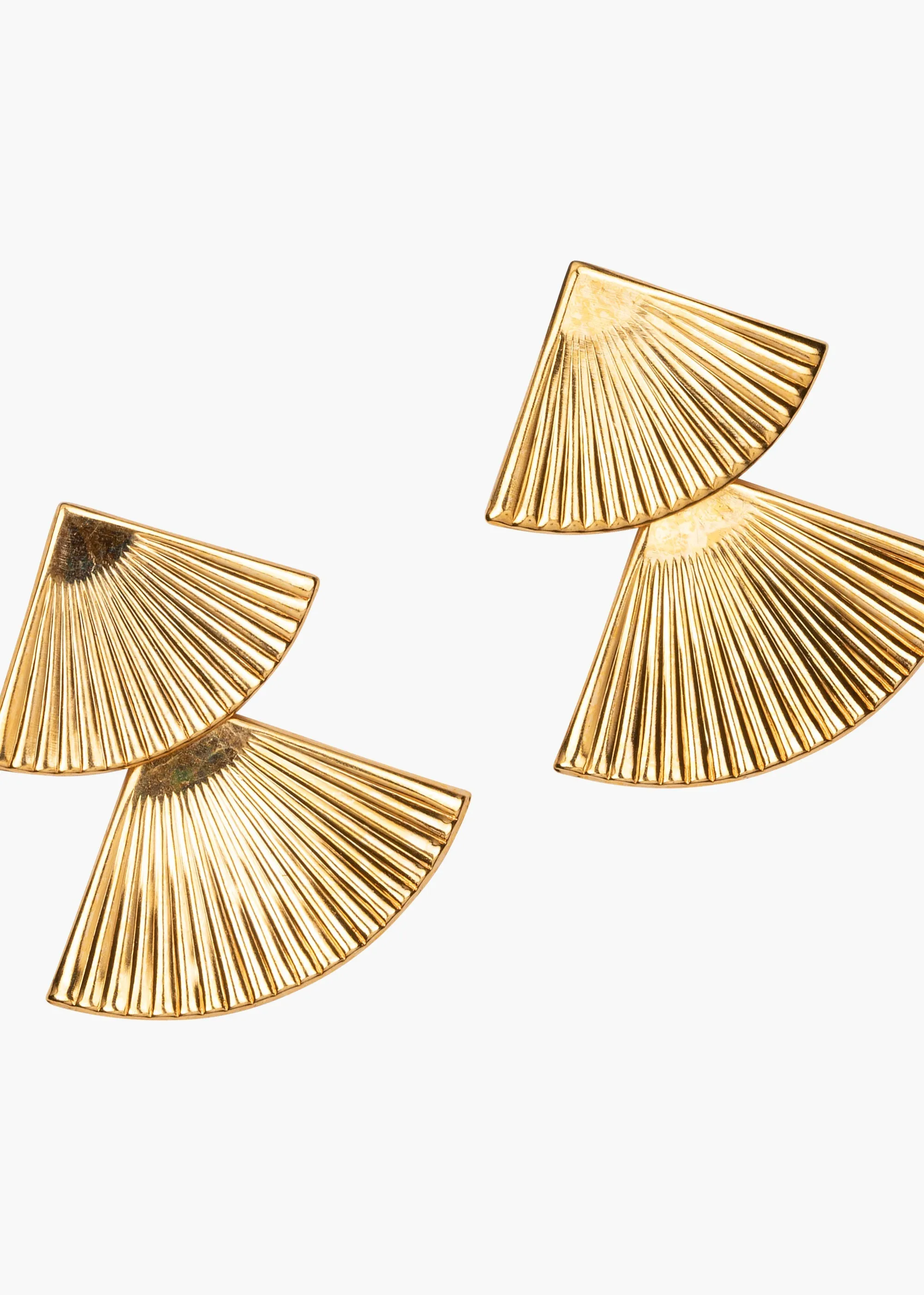 Vanna Earrings -- Gold