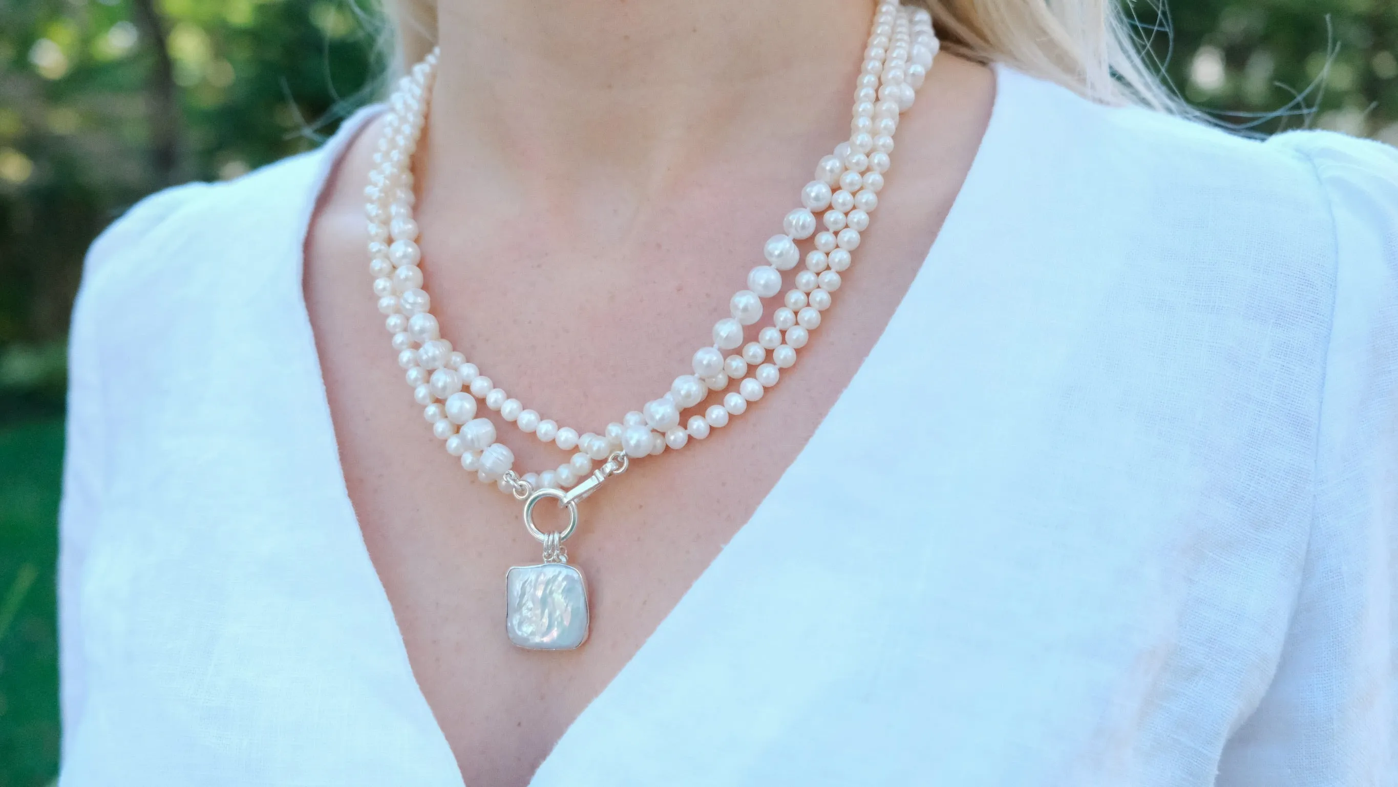 Willa Pearl Necklace | Festive Elegance with Mother of Pearl Pendant | By Pearly Girls