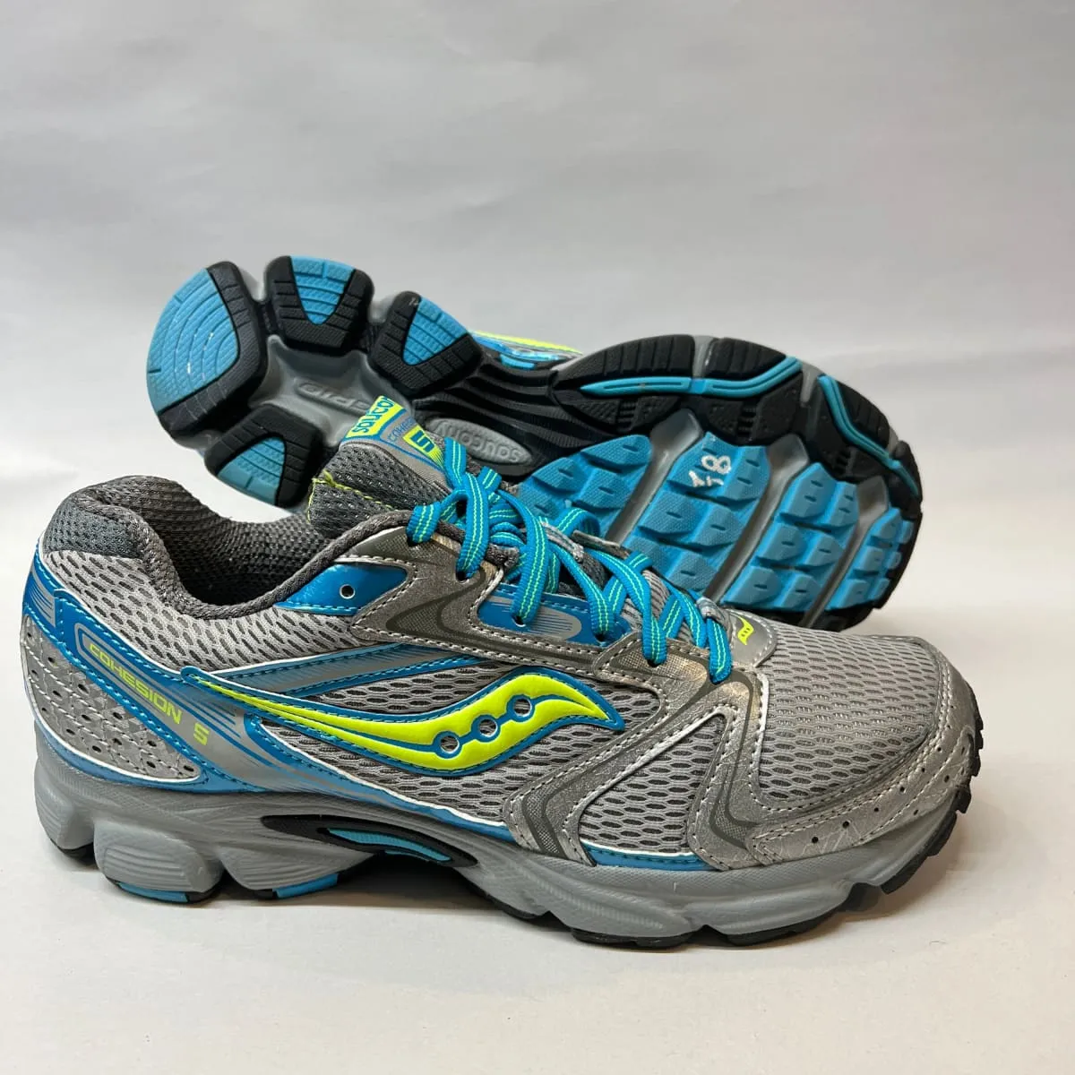 Women's Saucony •Cohesion 5• Running Shoe • Blue/Gray/Green Size 8.5 Wide - Preowned